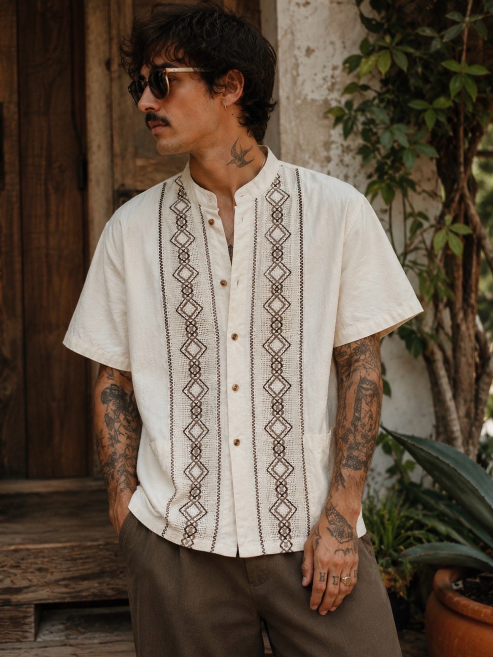 Men's Guayabera Short-Sleeve Embroidered Shirt